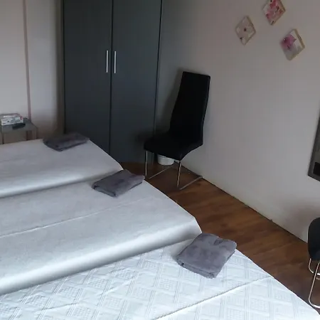 Tu Hogar בית הארחה *